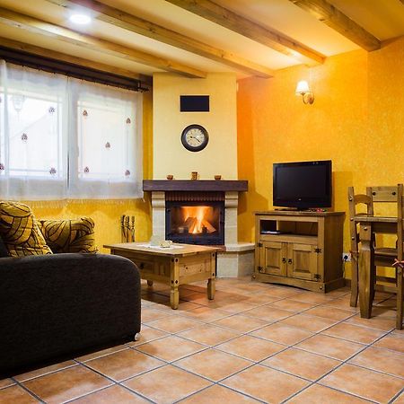 Apartamentos Rurales L'Abiseu Caboalles de Abajo Bagian luar foto