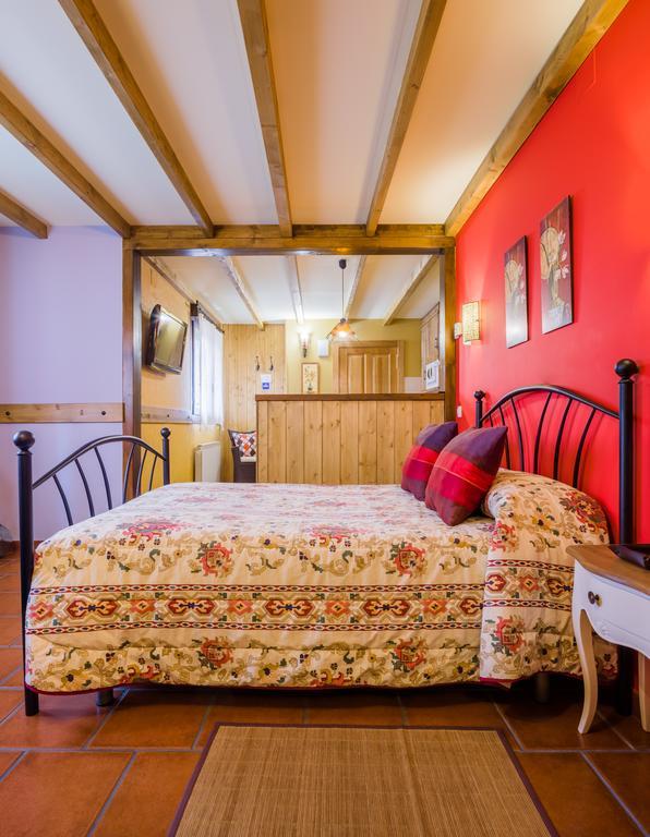 Apartamentos Rurales L'Abiseu Caboalles de Abajo Bagian luar foto