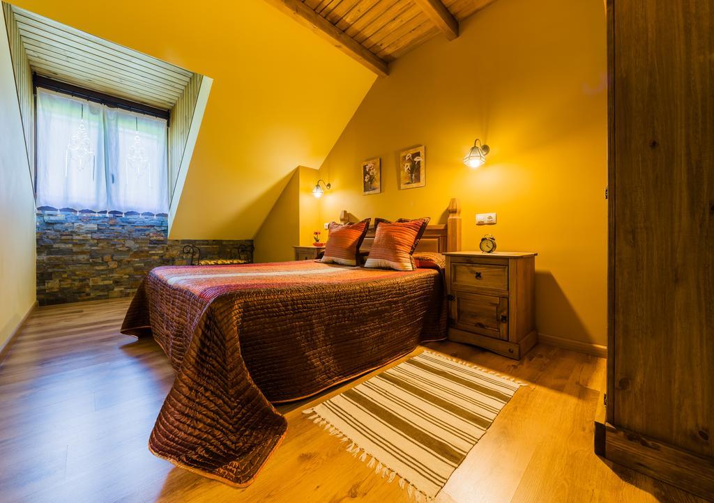 Apartamentos Rurales L'Abiseu Caboalles de Abajo Bagian luar foto