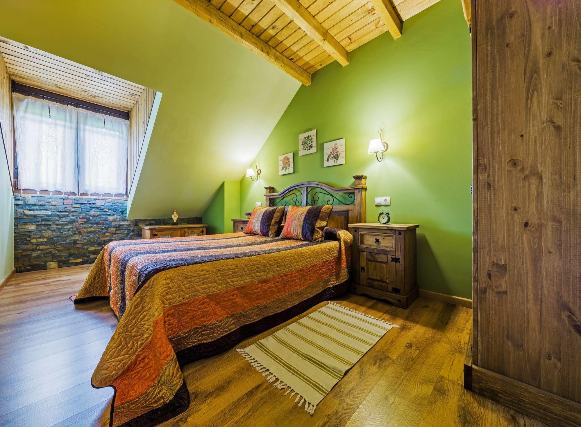 Apartamentos Rurales L'Abiseu Caboalles de Abajo Bagian luar foto